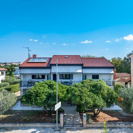 Apartamento Mirko Poreč Exterior foto