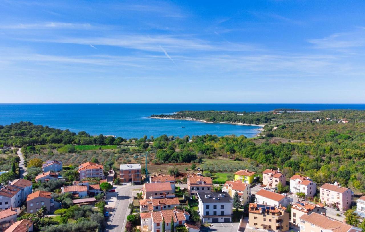 Apartamento Mirko Poreč Exterior foto