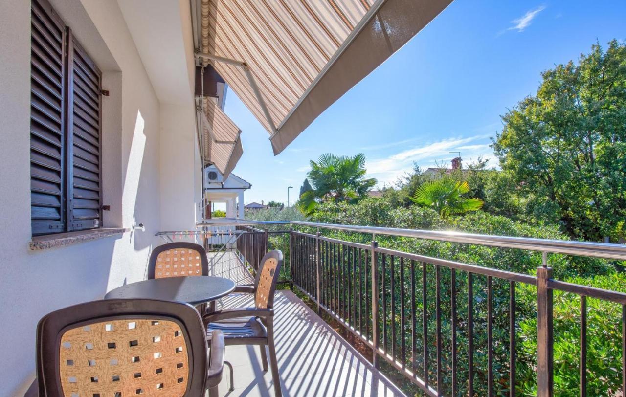 Apartamento Mirko Poreč Exterior foto