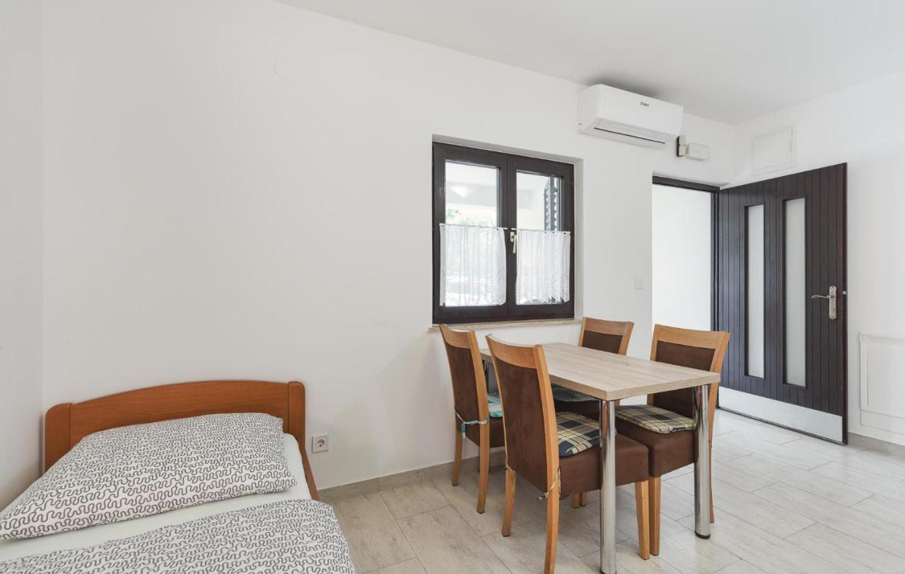 Apartamento Mirko Poreč Exterior foto