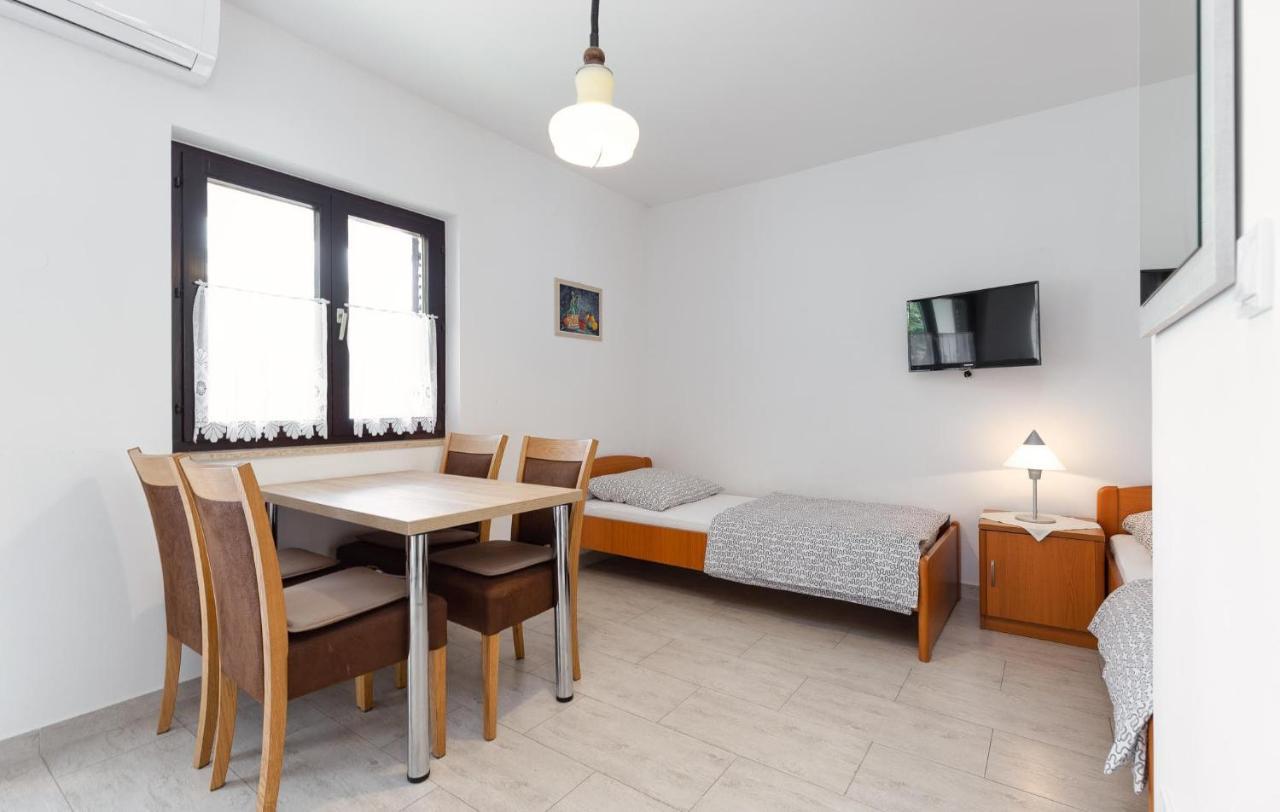 Apartamento Mirko Poreč Exterior foto