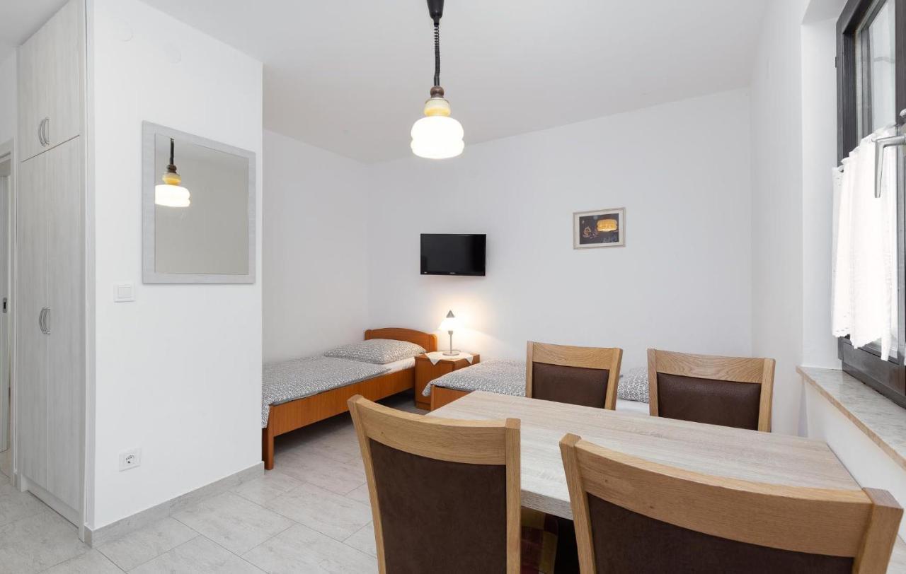 Apartamento Mirko Poreč Exterior foto